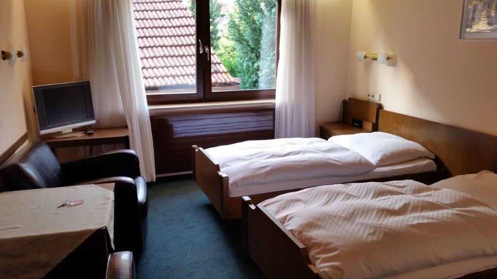 Pension Laas Ostfildern Eksteriør billede